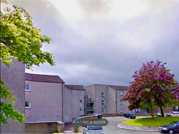2 Bedroom Flat To Rent In Hazel Road, Cumbernauld, Glasgow, G67