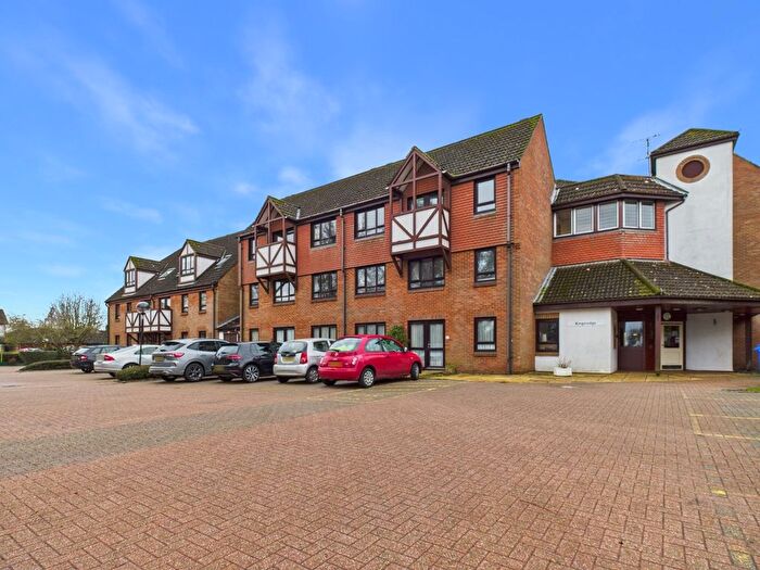1 Bedroom Flat For Sale In King George V Road, Amersham, Buckinghamshire, HP6