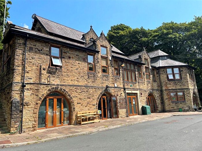 1 Bedroom Apartment For Sale In Beaconsfield House, Bennett Street, Halifax, HX3