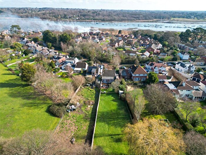 4 Bedroom Detached House For Sale In Satchell Lane, Hamble, Southampton, Hampshire, SO31