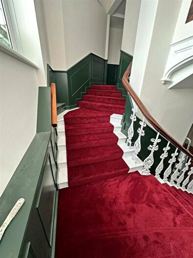 2 Bedroom Flat To Rent In Albion Street, Southwick, Brighton, BN42