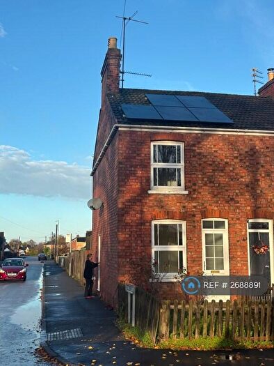 3 Bedroom Semi Detached House To Rent In Park Road, Spalding, PE11