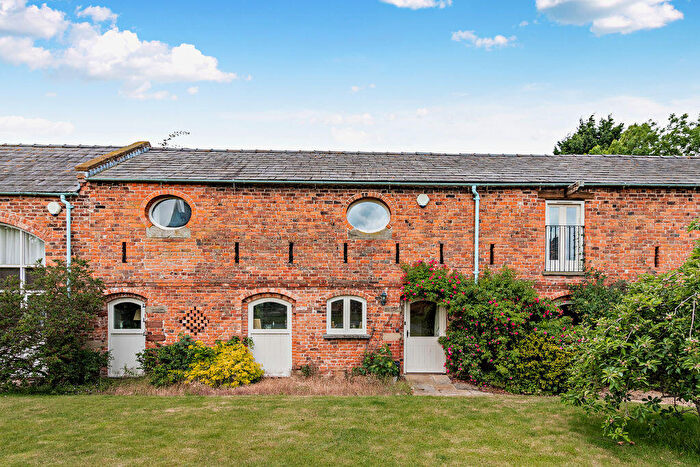 3 Bedroom Barn Conversion For Sale In Burton Hall Barns, Tarporley, CW6