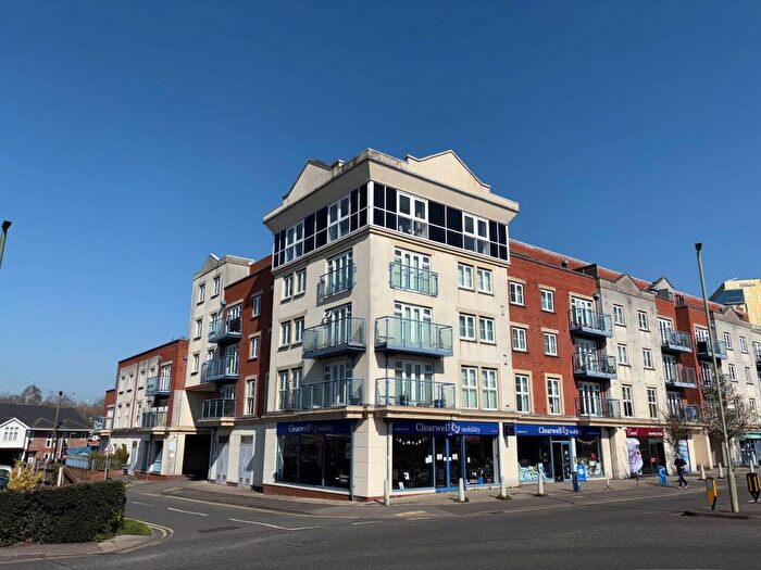 1 Bedroom Flat For Sale In Flat Metro Apartments, Goldsworth Road, Woking, Surrey, GU21