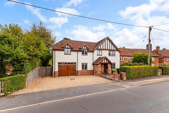 4 Bedroom Detached House For Sale In Pankridge Street, Crondall, Farnham, Hampshire, GU10