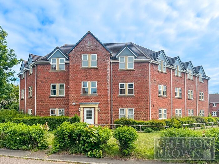 2 Bedroom Flat To Rent In Morning Star Road, Daventry, Northamptonshire, NN11