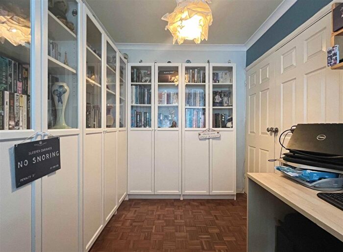 4 Bedroom Detached House For Sale In London Road, Black Notley, Braintree, CM77