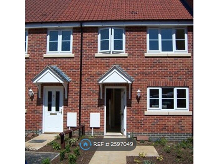 3 Bedroom Semi-Detached House To Rent In North Walsham, North Walsham, NR28