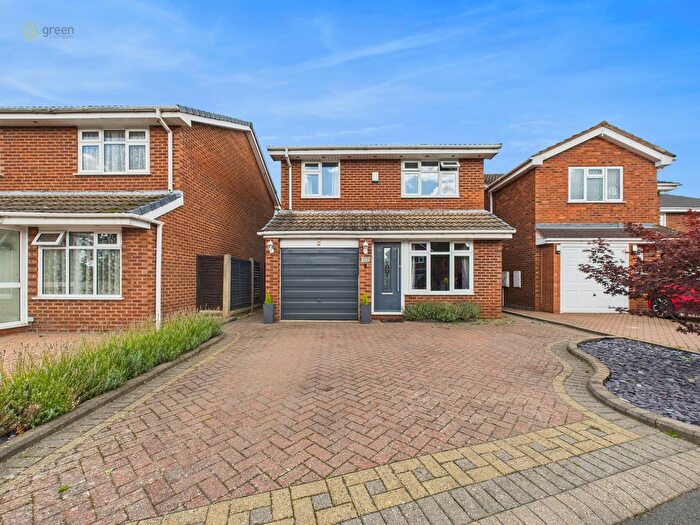 3 Bedroom Detached House For Sale In Sycamore Road, Kingsbury, Tamworth, B78