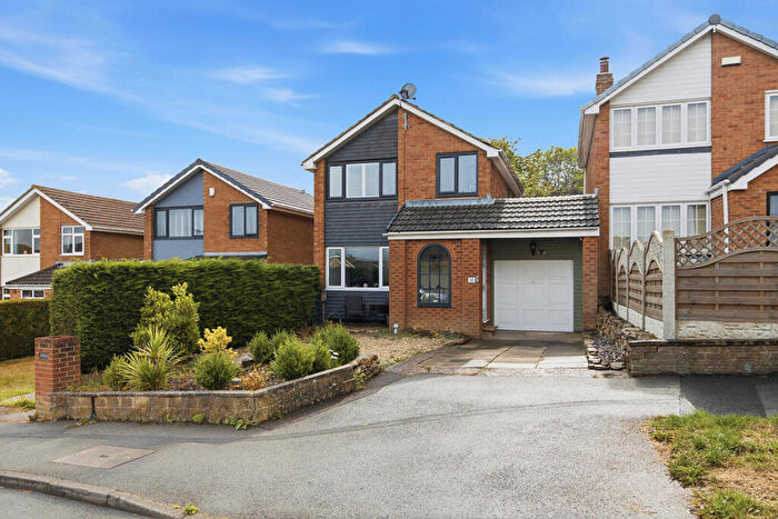 3 Bedroom Detached House For Sale In St. Mary Crescent, Deepcar, Sheffield, S36