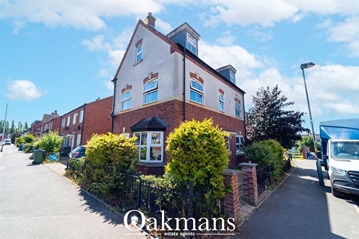 4 Bedroom Detached House For Sale In Glencoe Road, Birmingham, West Midlands, B16