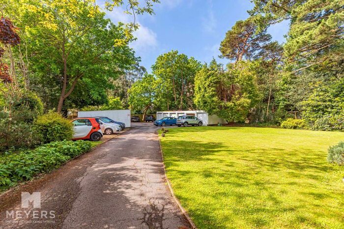 2 Bedroom Flat To Rent In Sandown Court, Christchurch Road, Bournemouth, BH1