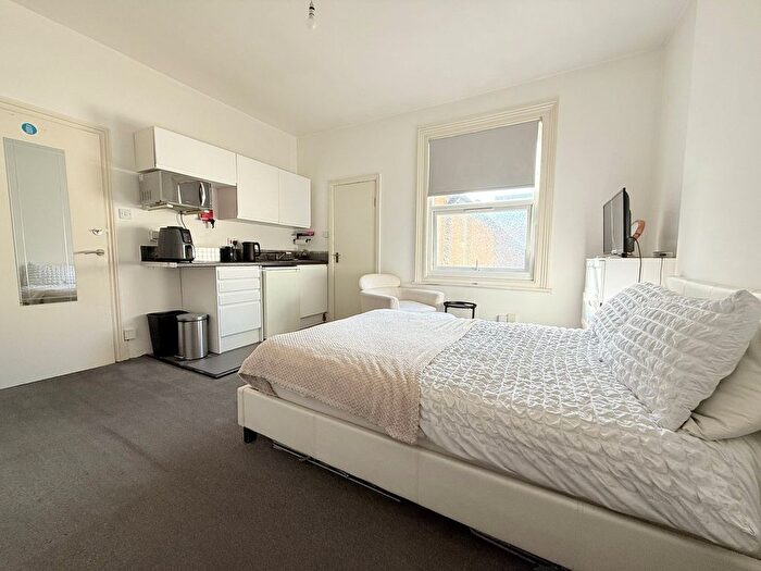 1 Bedroom Studio To Rent In Canterbury Road, Watford, WD17