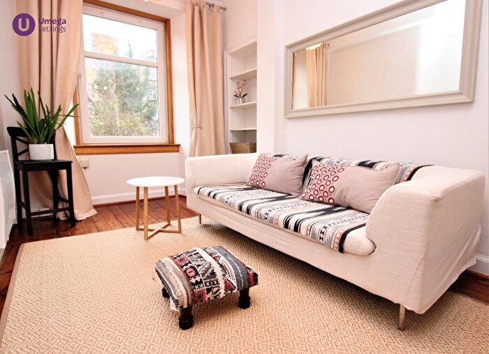 1 Bedroom Apartment To Rent In Watson Crescent, Polwarth, Edinburgh, EH11