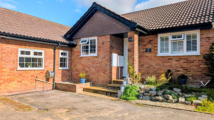 3 Bedroom Semi-Detached Bungalow For Sale In The Sands, Whitehill, Hampshire, GU35
