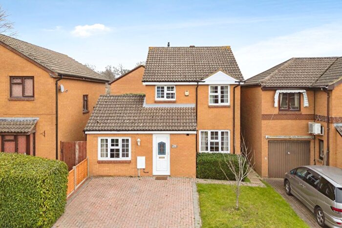 4 Bedroom Detached House For Sale In Catcliffe Way, Lower Earley, RG6