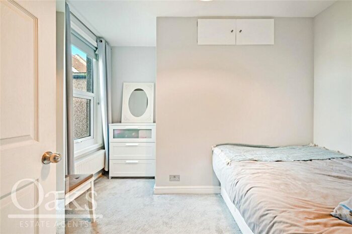 2 Bedroom Terraced House For Sale In Alpha Road, East Croydon, CR0