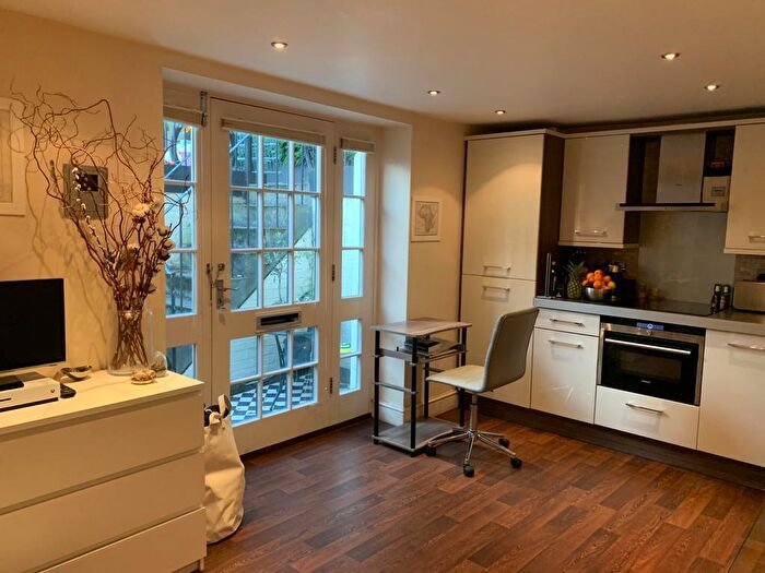 1 Bedroom Flat To Rent In Walton Street Jericho Oxford, OX1