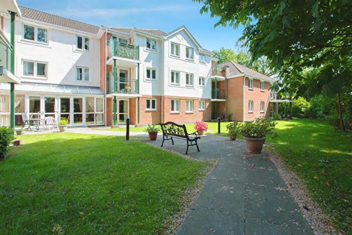 1 Bedroom Retirement Property To Rent In St Georges Court, Ringwood Road, Ferndown, BH22
