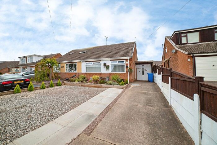 2 Bedroom Bungalow For Sale In Kirton Close, Mansfield, Nottinghamshire, NG19