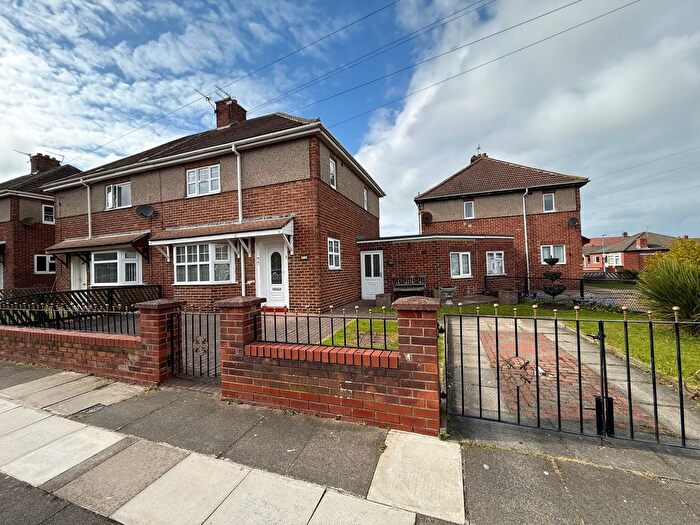 3 Bedroom Semi-Detached House For Sale In Miers Avenue, Hartlepool, TS24