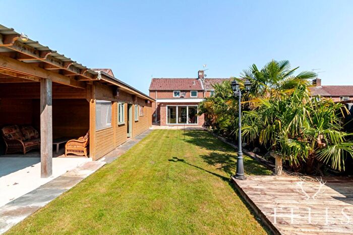 3 Bedroom Semi-Detached House For Sale In Glenives Close, St. Ives, BH24