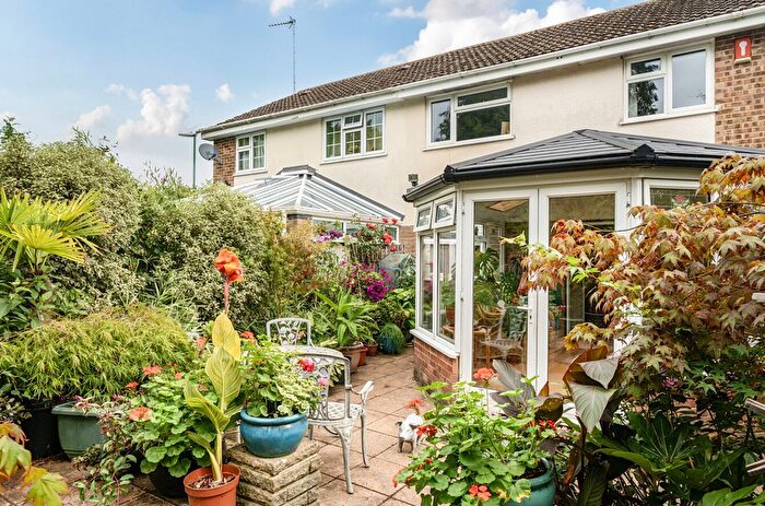 4 Bedroom Semi-detached House For Sale In Southdown Way, Storrington, RH20