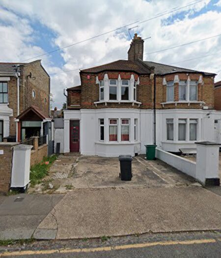 4 Bedroom Terraced House To Rent In Disraeli Road, London, E7