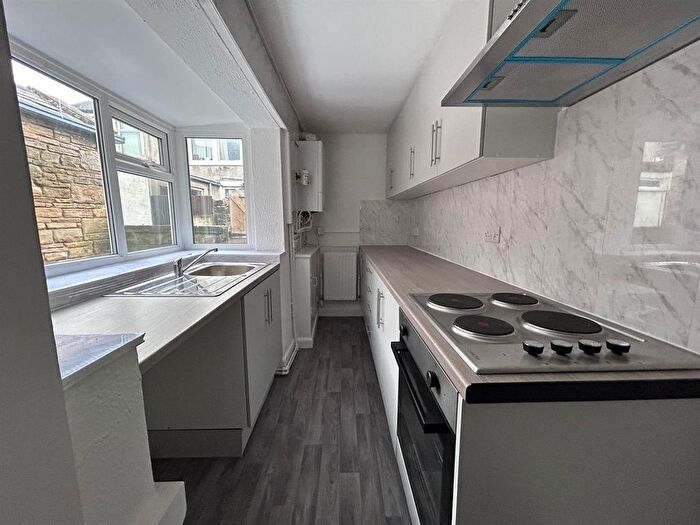 2 Bedroom Terraced House To Rent In Burnley Road, Padiham, Burnley, BB12