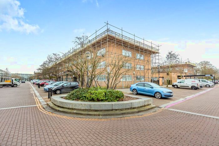 Studio To Rent In North Tenth Street, Cmk, MK9