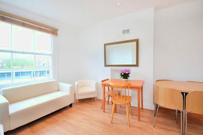 1 Bedroom Flat To Rent In Moscow Road, Bayswater, London, W2