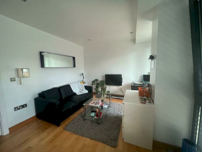 Studio To Rent In No. Deansgate, M3