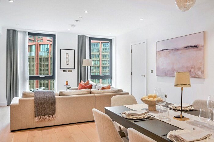 2 Bedroom Flat To Rent In Enclave, Camlet St, N1C