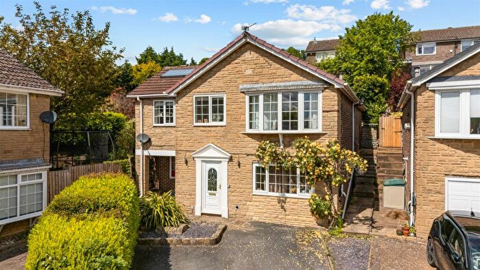 5 Bedroom Detached House For Sale In Templars Close, Greetland, Halifax, HX4