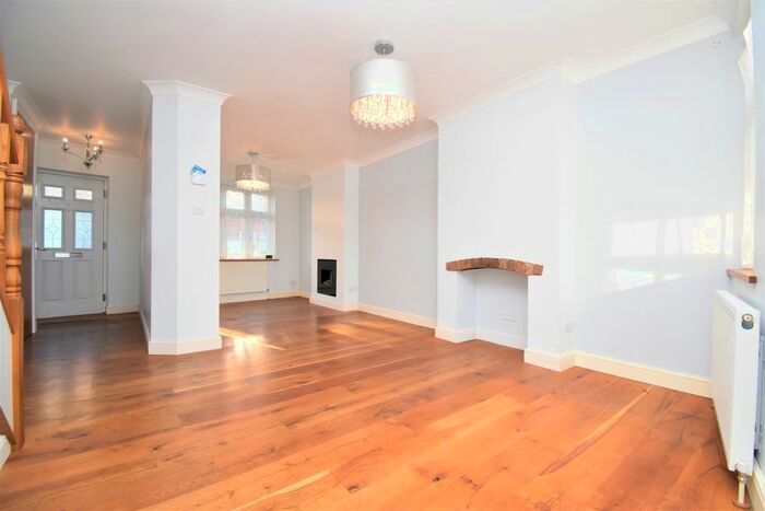 3 Bedroom Terraced House To Rent In Northumberland Park, Erith DA8