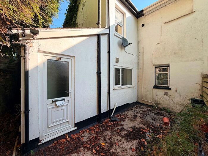 2 Bedroom Cottage For Sale In Winner Street, Paignton, Devon, TQ3
