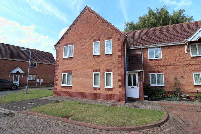 2 Bedroom Flat To Rent In Brayfields, Pinchbeck, Spalding, PE11