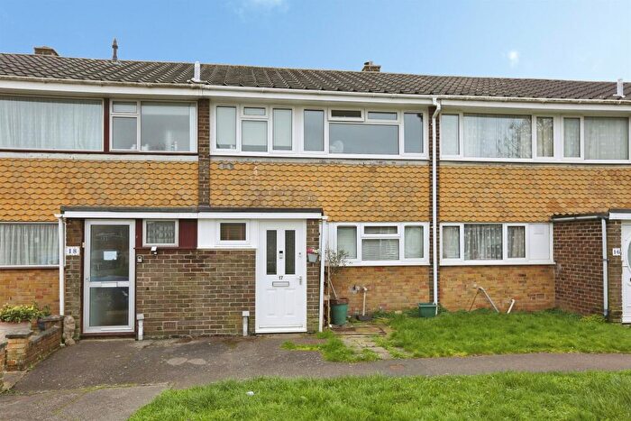 3 Bedroom Terraced House For Sale In Giles Close, Gosport, PO12