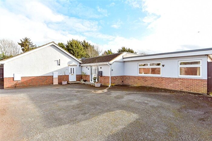 4 Bedroom Detached Bungalow For Sale In Woodside, Wigmore, Gillingham, Kent, ME8