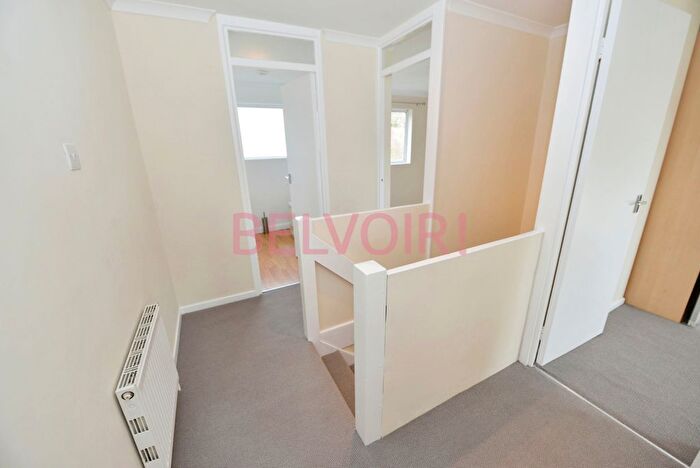 3 Bedroom Terraced House For Sale In Lewis Silkin Way, Southampton, SO16