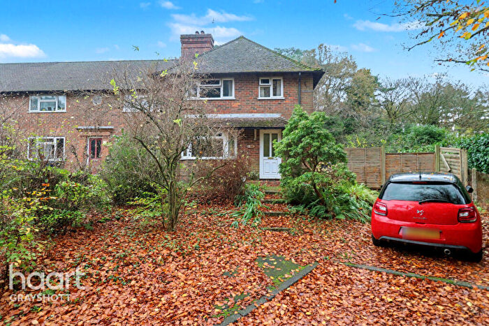 4 Bedroom End Of Terrace House For Sale In Tyndalls, Hindhead, GU26