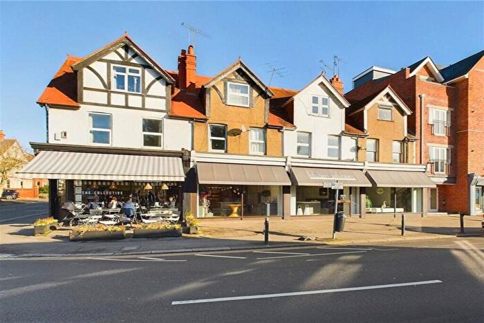 3 Bedroom Apartment To Rent In Church Road, Caversham, RG4