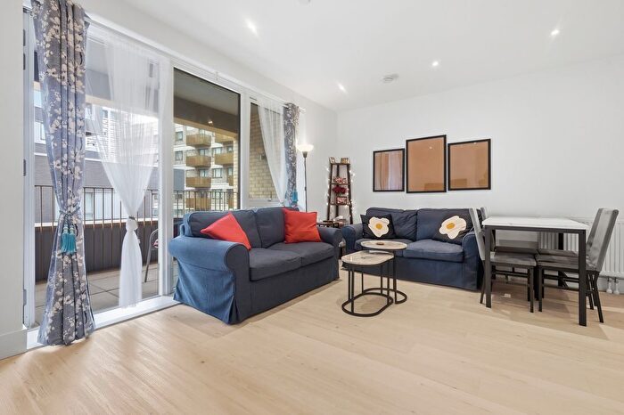 2 Bedroom Flat For Sale In Copal House, Canning Town, E16