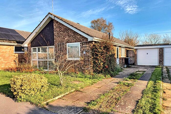 3 Bedroom Detached Bungalow For Sale In Fordingbridge, SP6