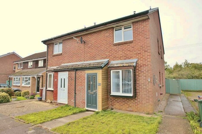 1 Bedroom End Of Terrace House To Rent In Thorne Close, Kidlington, OX5