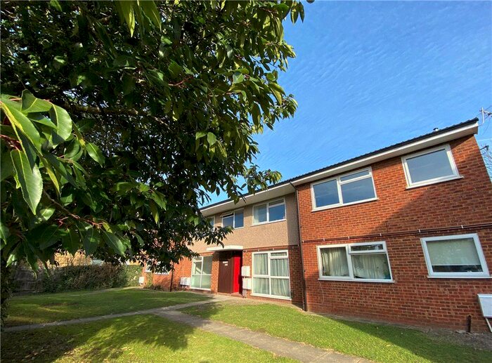 1 Bedroom Flat To Rent In Wendover Road, Staines-Upon-Thames, TW18