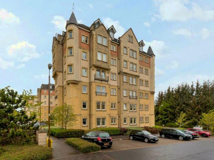 2 Bedroom Flat To Rent In Eagles View, Livingston, West Lothian, EH54