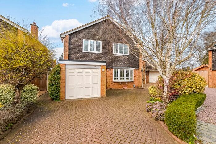 4 Bedroom Detached House For Sale In Lovell Close, Hitchin, Hertfordshire, SG4
