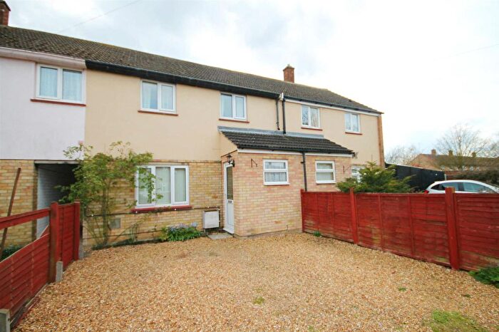 3 Bedroom Property To Rent In Somerset Close, Cambridge, Cambridgeshire, CB4