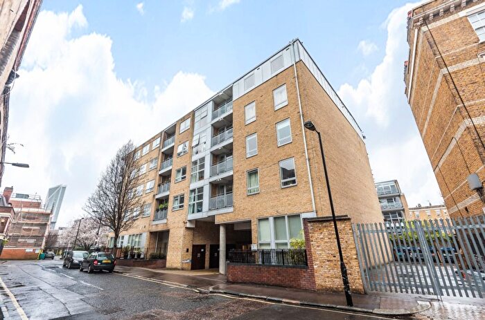 2 Bedroom Flat To Rent In Sanctuary Street, London, SE1